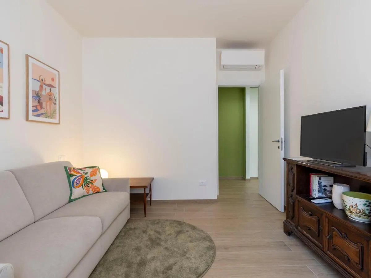 Apartment Le Palme By Interhome Sanremo